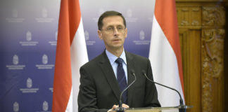 Varga Mihály: átlépte a háromszázezret a katások száma