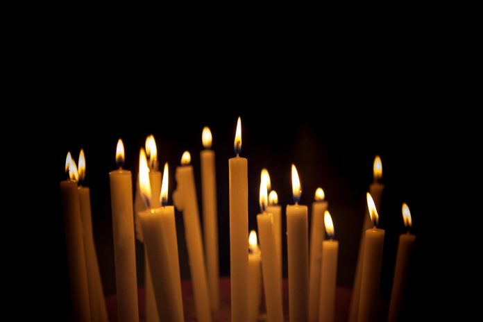 candles-2564867_1280