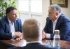 Orbán Viktor: a baloldali politikusok letagadnák, hogy háborúpártiak, de mindenki tudja, hogy Soros zsebében vannak