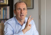 Hegedűs Zsolt: transzparencia kell a társadalom bizalmának megszerzéséért