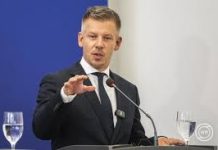 Magyar Péter: a Fidesz a magyar Cosa Nostra